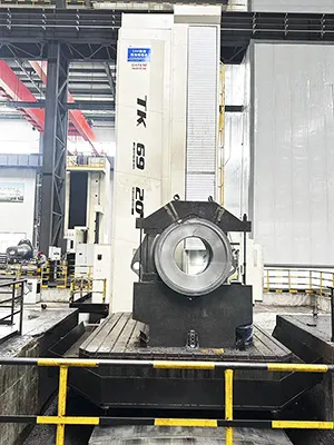 Mandrinadora-fresadora CNC de piso TK6920