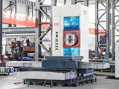Mandrinadora-fresadora CNC de mesa TK6111